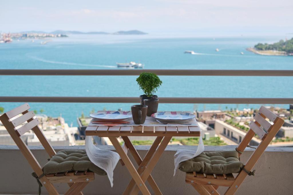 A Million Dollar View In The Heart Of The City Istanbul Eksteriør billede