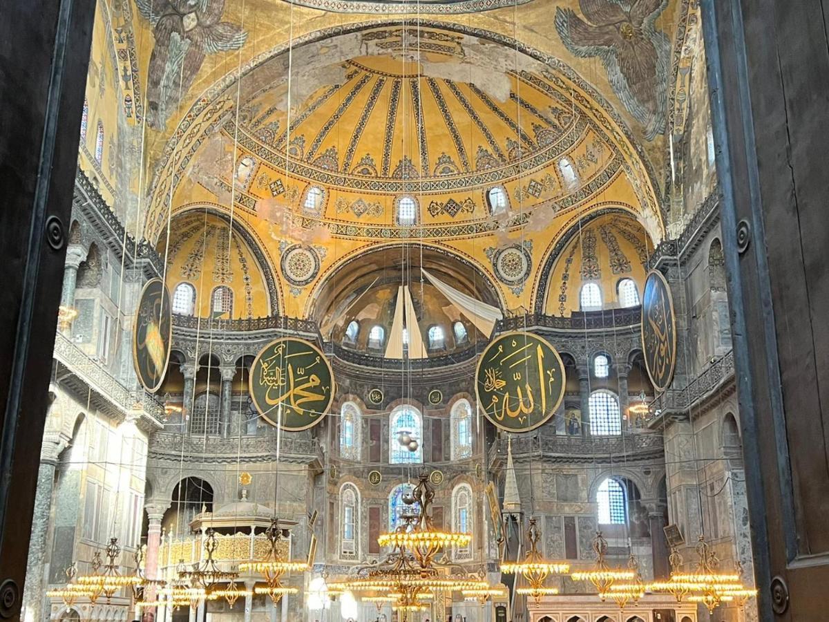 A Million Dollar View In The Heart Of The City Istanbul Eksteriør billede